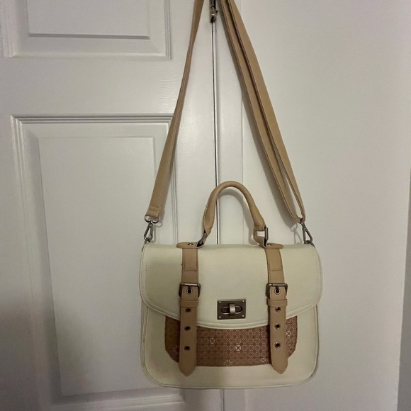 PIXIE MOOD Vegan Purse 👜 - Picture 3 of 7